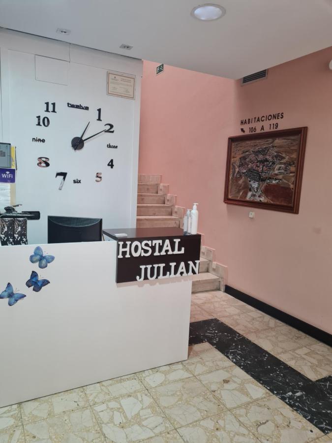 Hostal Asador Julian Brunete Exterior foto